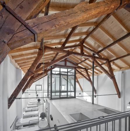 Albergue Santiago Apostol Logrono Bagian luar foto