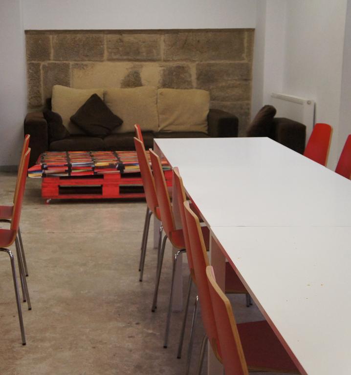 Albergue Santiago Apostol Logrono Bagian luar foto