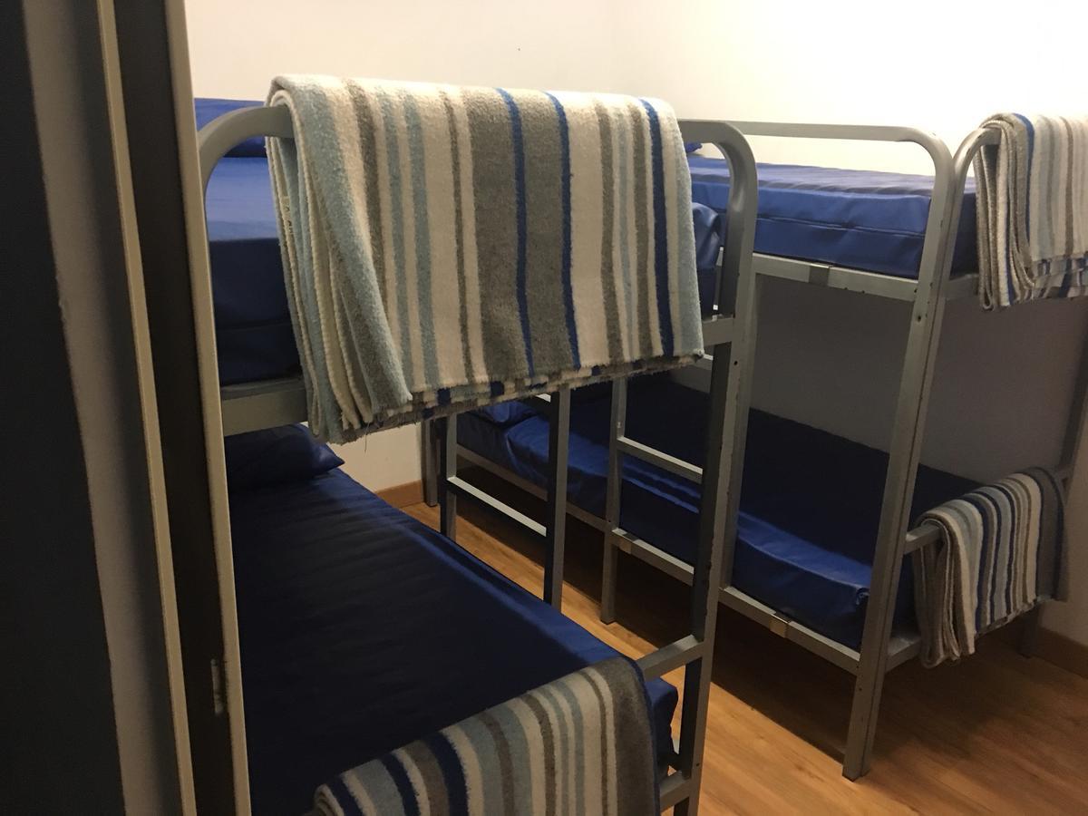 Albergue Santiago Apostol Logrono Bagian luar foto