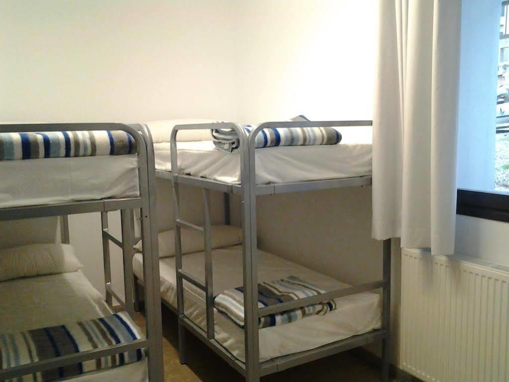 Albergue Santiago Apostol Logrono Bagian luar foto